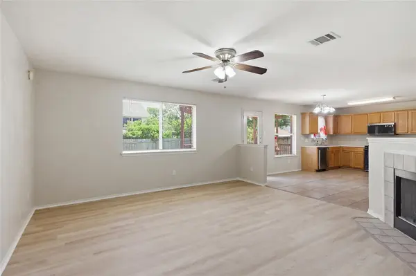 3816 Top Rock LN, Round Rock, TX 78681