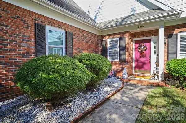 11410 Hunters Landing DR, Charlotte, NC 28273