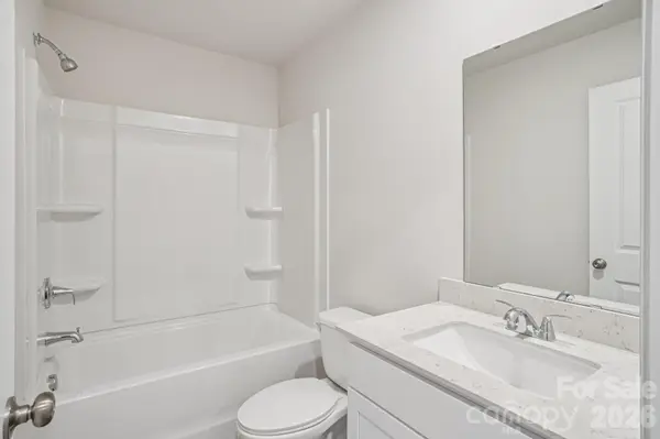 924 Kinnerton TRL, Spartanburg, SC 29301