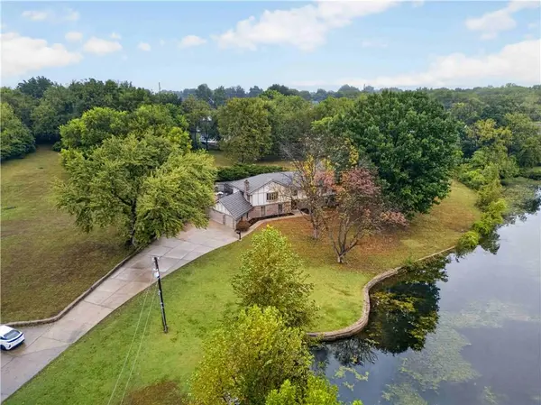 13300 W 71st ST, Shawnee, KS 66216