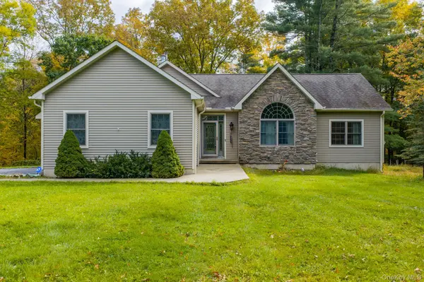576 Burlingham RD, Bloomingburg, NY 12721
