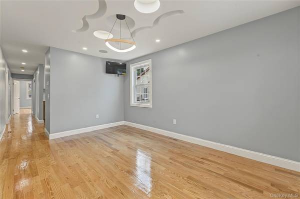 15320 120th AVE, Jamaica, NY 11434