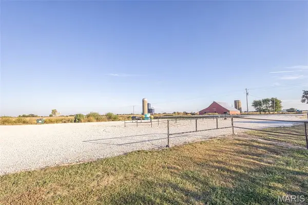 11217 Highway 54, Laddonia, MO 63352