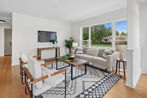 3945 Birchwood AVE, Skokie, IL 60076