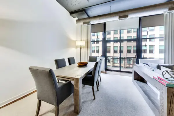 547 S Clark ST #401, Chicago, IL 60605
