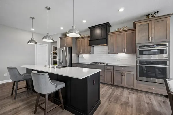 19414 Primrose LN, Corcoran, MN 55340