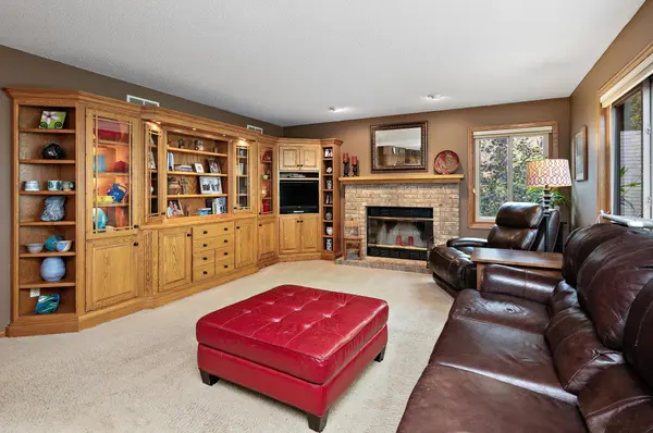 6229 Juneau LN N, Maple Grove, MN 55311