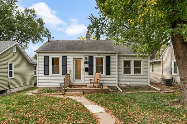 2745 Hampshire AVE S, Saint Louis Park, MN 55426