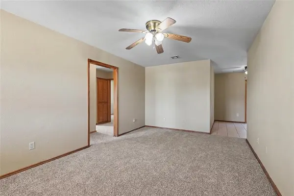 705 Arnold AVE, Moore, OK 73160