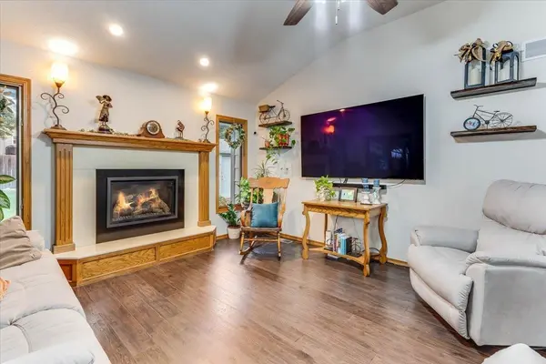722 E Mockingbird, Derby, KS 67037