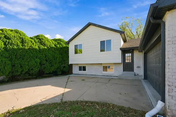 2018 N Burning Tree, Derby, KS 67037