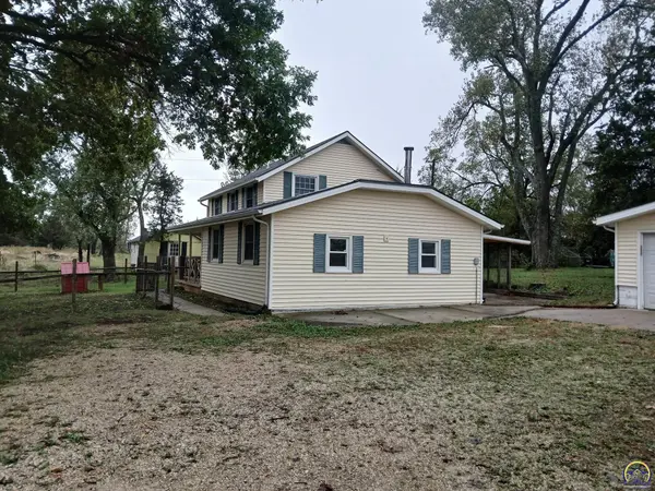 8431 SW 77th St, Auburn, KS 66402