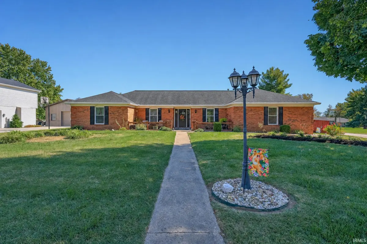 6525 Century LN, Evansville, IN 47725-7301