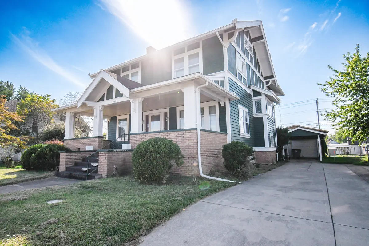 718 S Walnut ST, Seymour, IN 47274