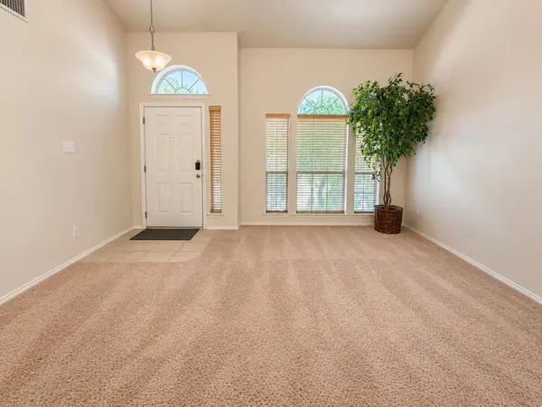 910 Fenway Park CT, Round Rock, TX 78665