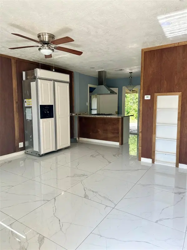 1012 Haley Ave, Rockdale, TX 76567