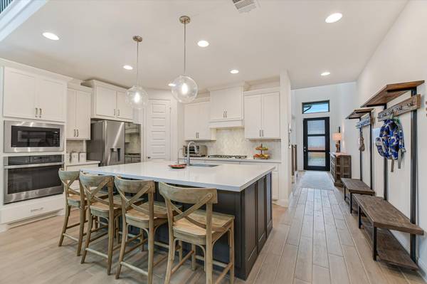 228 Gary Wayne DR, Liberty Hill, TX 78642