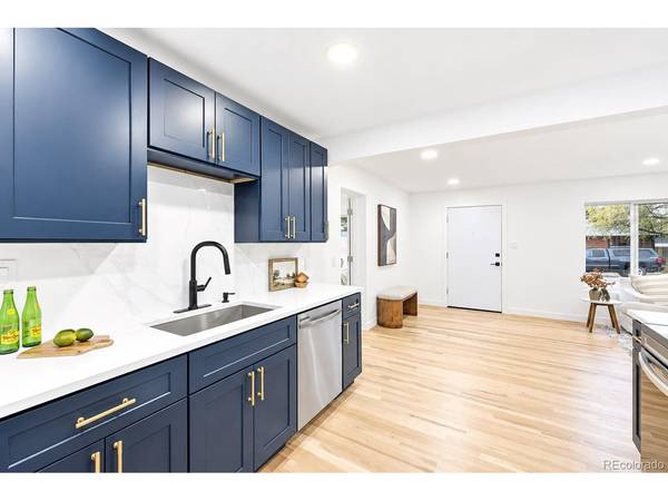 9921 W 54th, Arvada, CO 80002