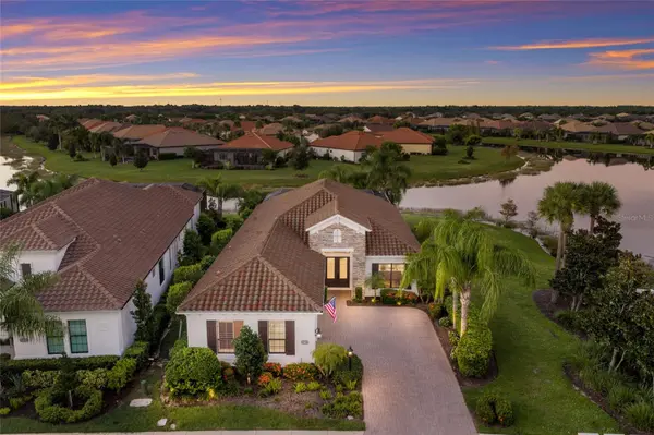 15721 CASTLE PARK TER, Lakewood Ranch, FL 34202