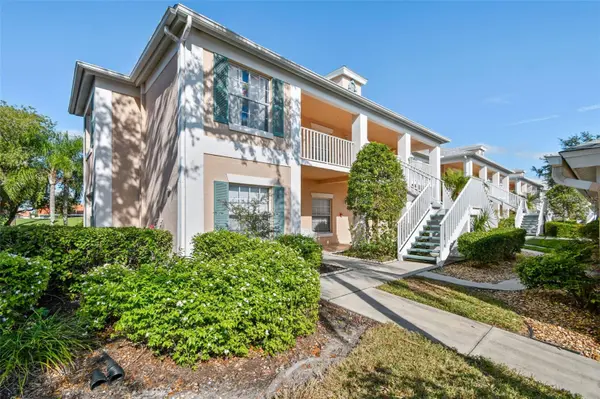 4210 CADDIE DR E #202, Bradenton, FL 34203