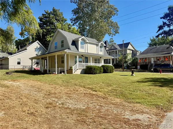 405 N Adams ST, Festus, MO 63028