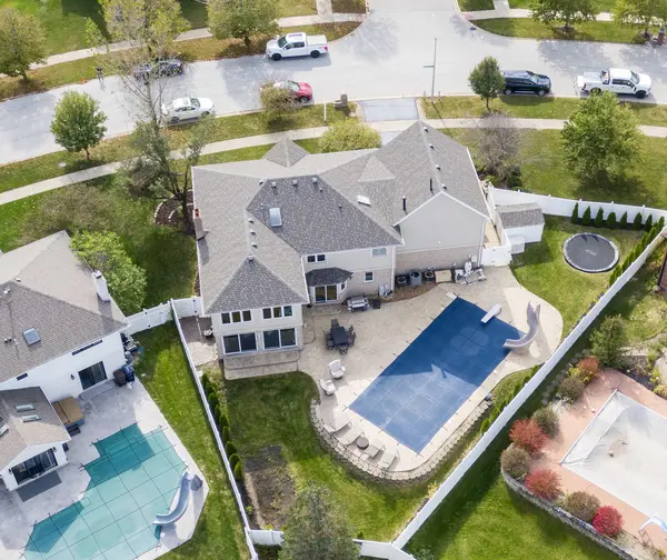 8930 Golden Pheasant DR, Tinley Park, IL 60487