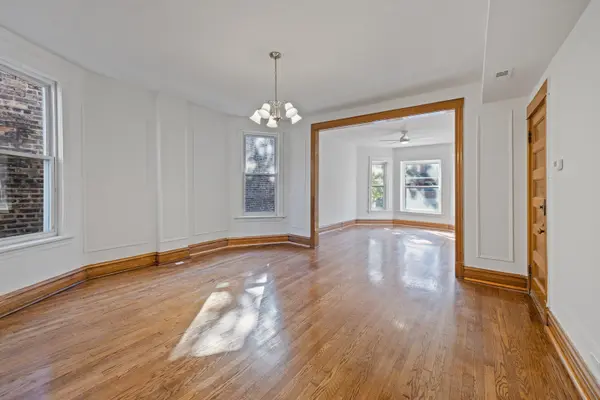 3122 W Fullerton ST #2, Chicago, IL 60647