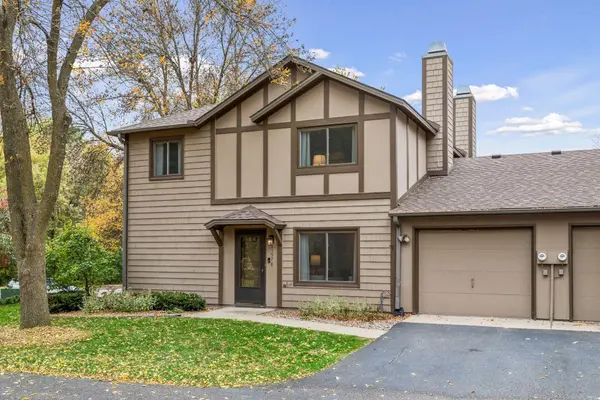 11578 Scotch Pine CT, Eden Prairie, MN 55344