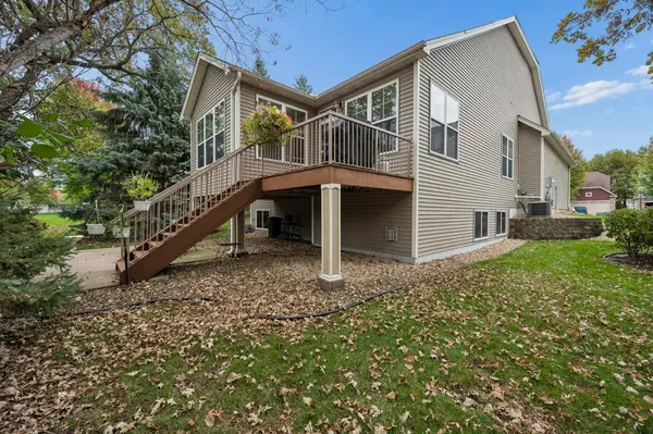 5214 108th AVE N, Brooklyn Park, MN 55443