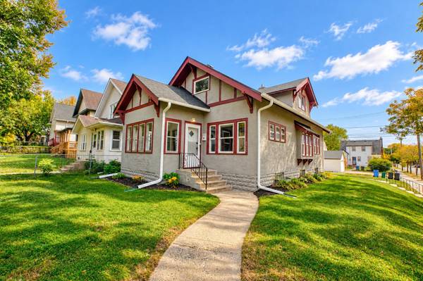 1355 Upton AVE N, Minneapolis, MN 55411