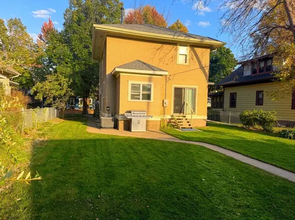 609 Wall ST, North Mankato, MN 56003