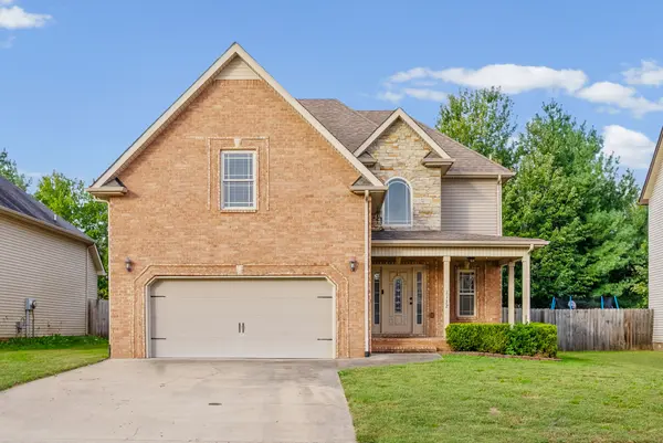 1132 Chinook Cir, Clarksville, TN 37042