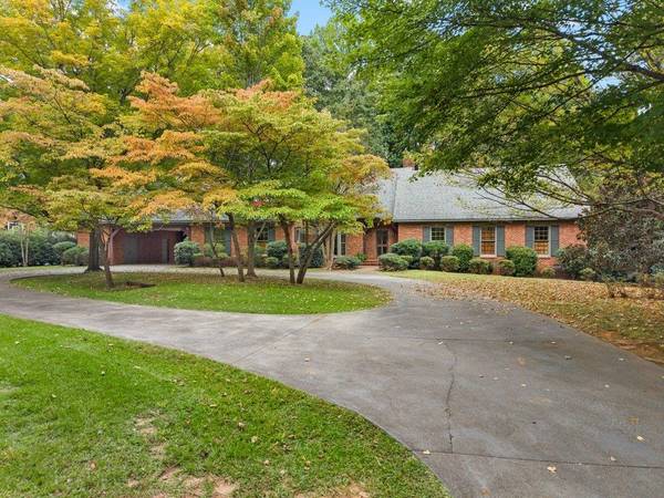 526 Audubon DR, Spartanburg, SC 29302