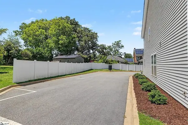 284 E Hayne ST, Woodruff, SC 29388