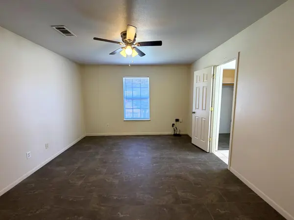 8701 N Highway 77 #109, Lexington, TX 78947