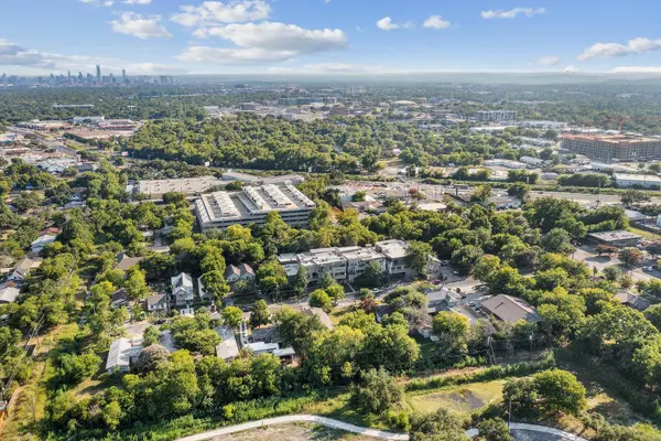 410 Swanee DR, Austin, TX 78752