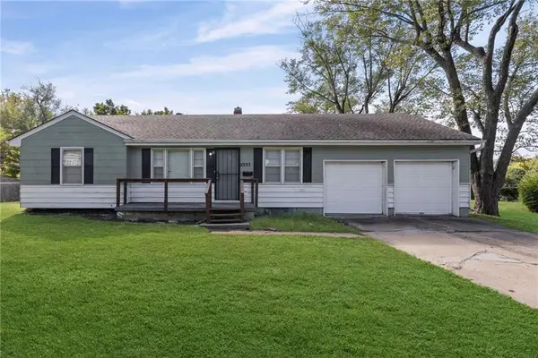 10137 E 80th ST, Raytown, MO 64138