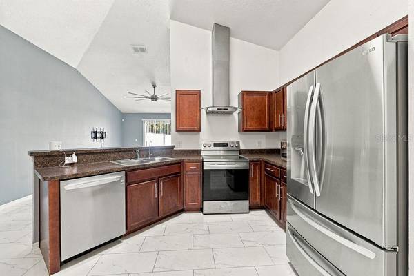 2419 BEACH AVE, Apopka, FL 32703