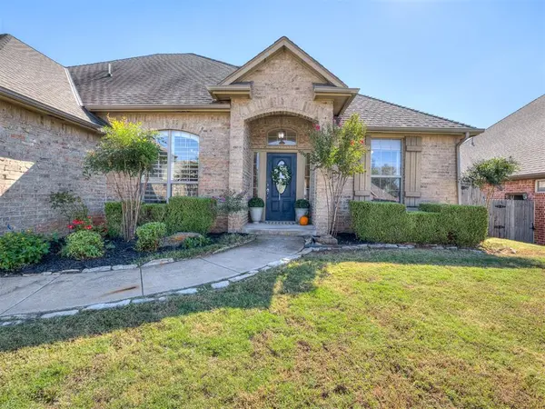 1816 Apache TRL, Edmond, OK 73003