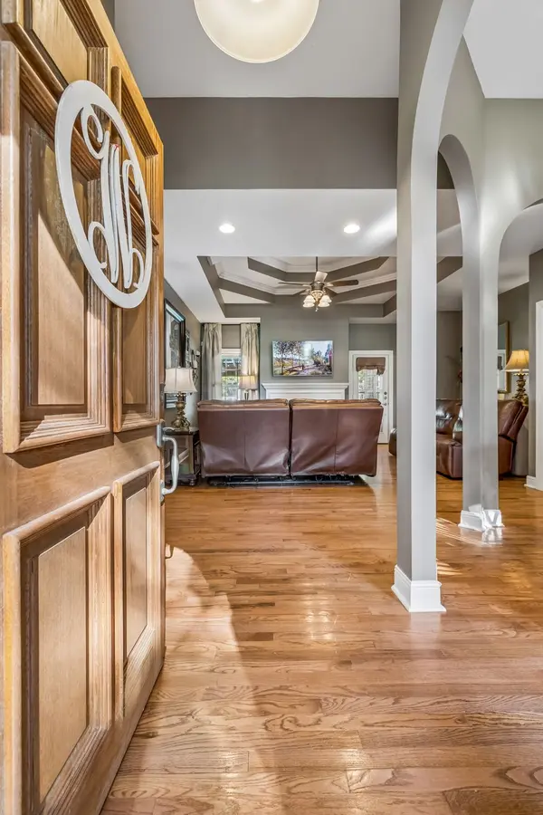 1607 Ellington Dr, Lafayette, TN 37083