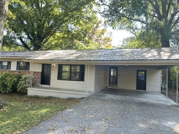 915 Haywood Dr #NW, Cleveland, TN 37312