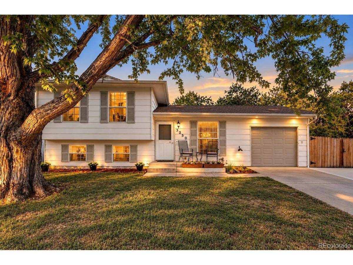 3250 S Holland, Lakewood, CO 80227