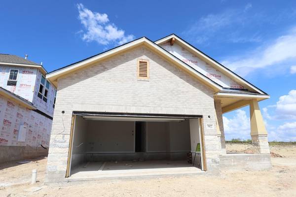 3902 Bigtooth DR, Buda, TX 78610