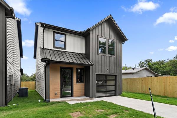 303 Hackberry LN, Austin, TX 78753