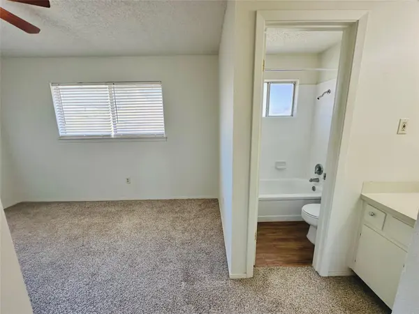 3106 Stoneway DR #204, Austin, TX 78757