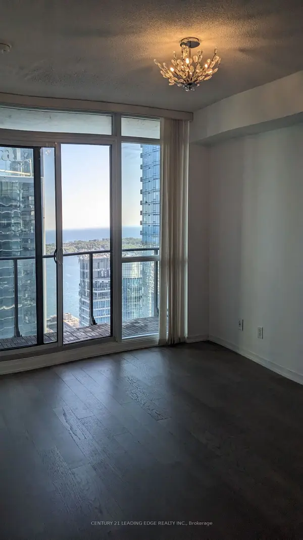 55 Bremner BLVD #4108, Toronto C01, ON M5J 0A6