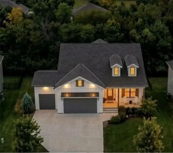14172 S Red Bird ST, Olathe, KS 66061