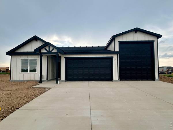 305 Plains, Hudson, CO 80642