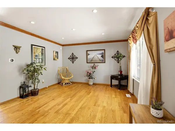 15018 E Columbia, Aurora, CO 80014