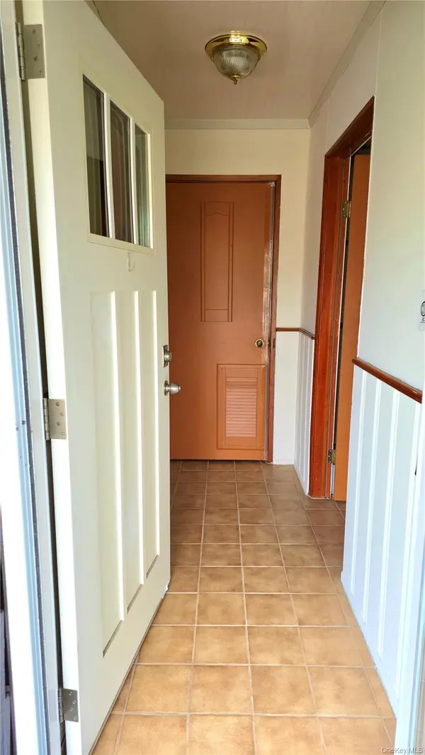 Address not disclosed, Levittown, NY 11756